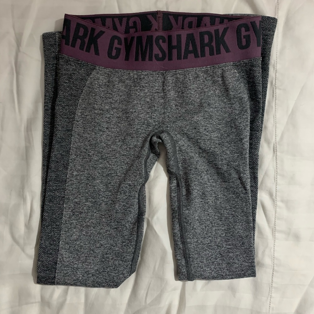 GymShark leggings grey with purple band